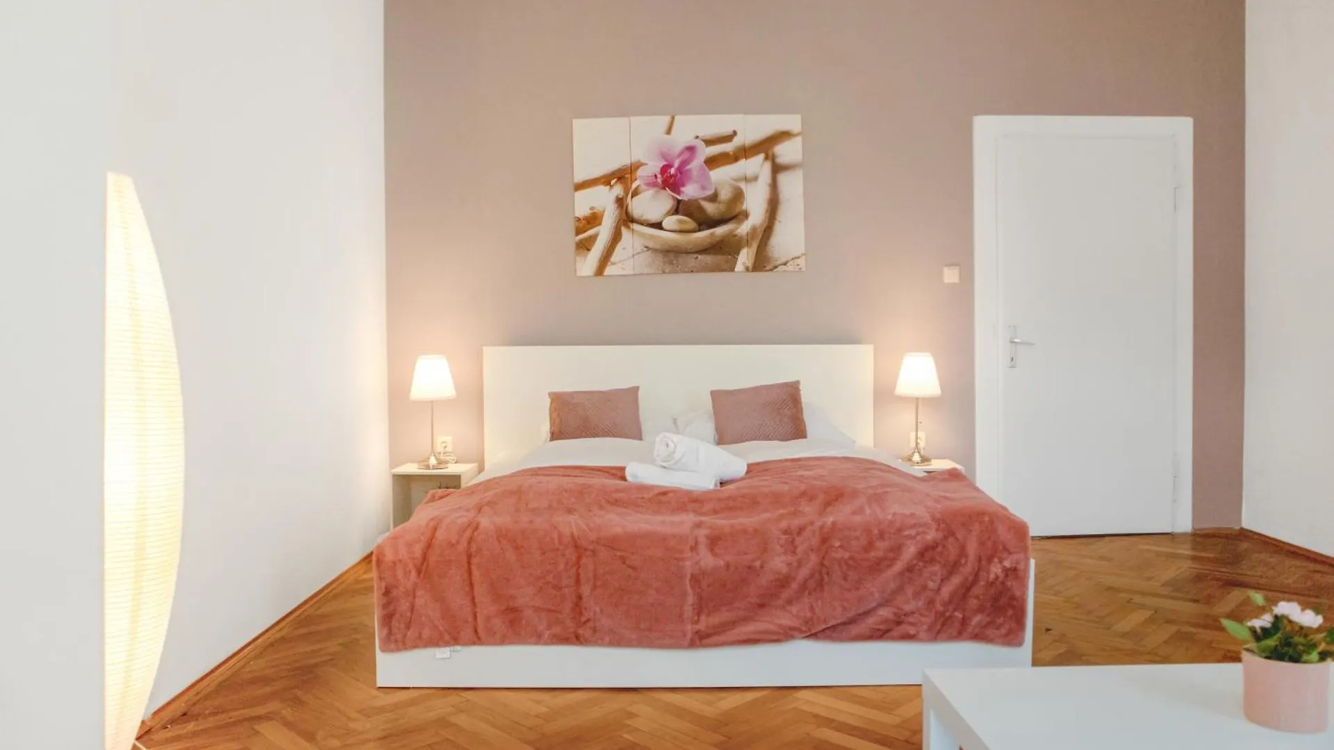 Apartamento Commodious 3Br Apt. Ideal For Families And Friends Viena