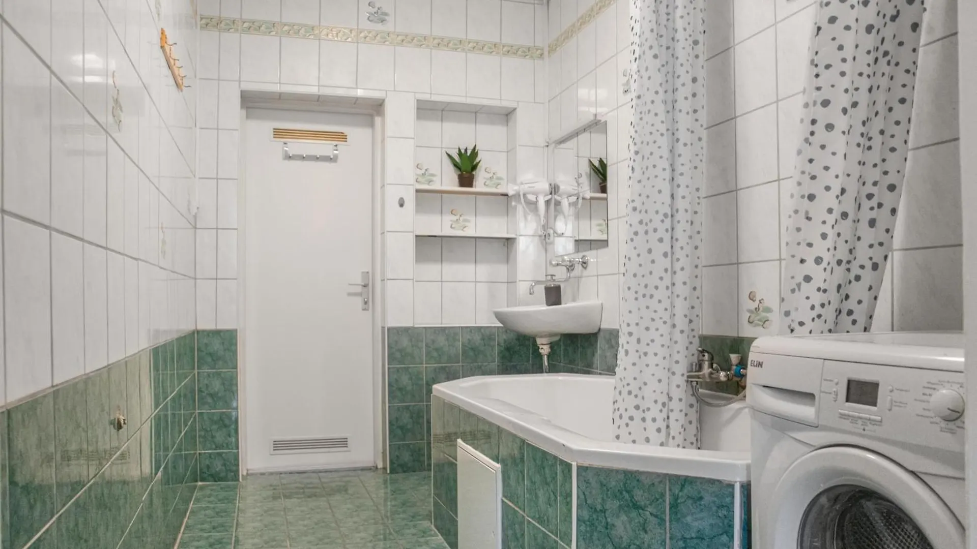 Apartamento Commodious 3Br Apt. Ideal For Families And Friends Viena Austria
